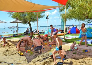 Pláž Lidó na brehu Balatonu - Gyenesdiás